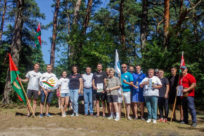 В упорной борьбе: ОАО «Черлёна» и ЗАО «Гудевичи» выясняли, кто представит Мостовщину на областном турслёте