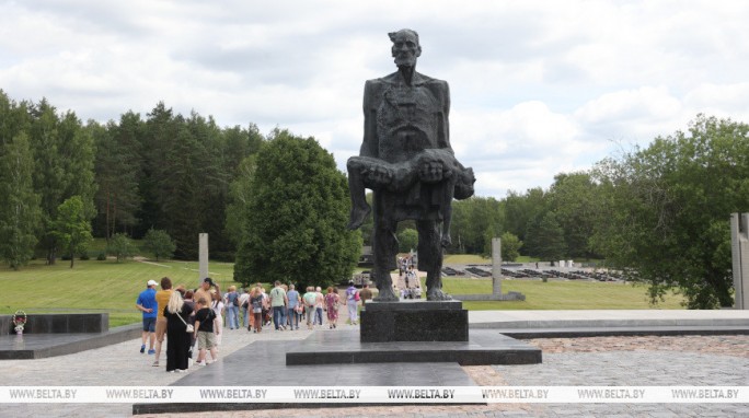 По ком звонят колокола Хатыни… К 55-летию со дня открытия мемориального комплекса 'Хатынь'