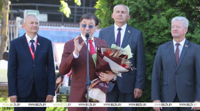 Звезда Григория Лепса появилась в фестивальном Витебске