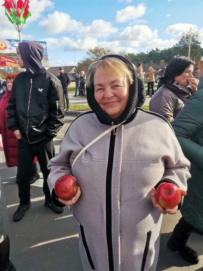 Галина Савчук, заведующая Куриловичским ЦДК о Дожинках в Мостах