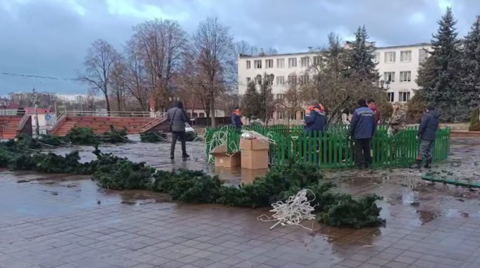 В Гродненской области из-за ветра нарушено электроснабжение 71 населенного пункта