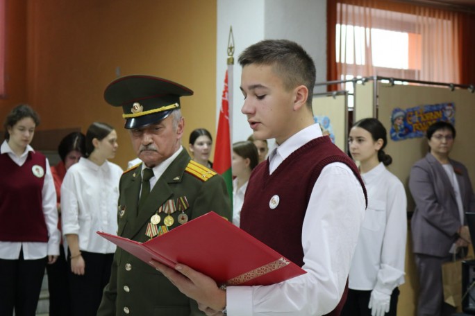 В Мостах прошло торжественное открытие военно-патриотического клуба «Витязь»