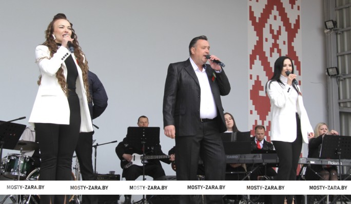 Любимая «Катюша» и «Салют Победы!». Концертная программа порадовала мостовчан