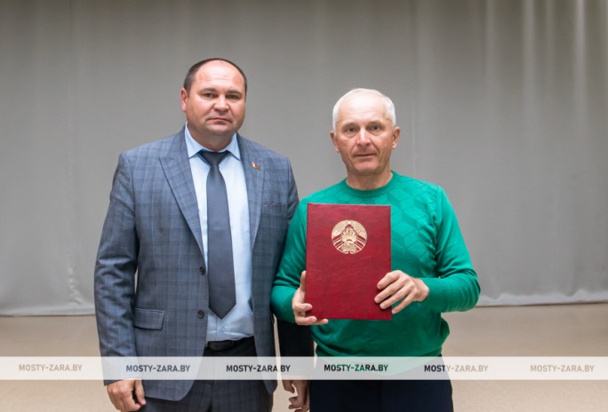 Праздник, что близок народу: в Мостах отметили лучших в канун Дня работников физической культуры и спорта