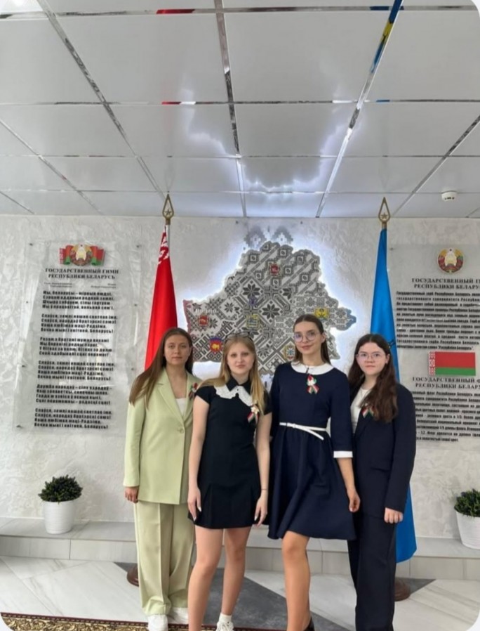 'Я никогда не забуду этот день': Полина Пронская о республиканском последнем звонке для выпускников школ