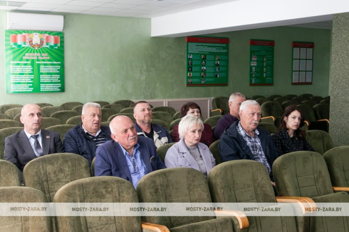 На страже и настороже: в Мостах прошли очередные занятия среди структур народного ополчения