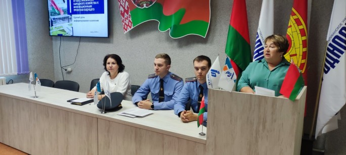 Страницы истории и инновации будущего – что обсудили в коллективе Мостовского РГС во время дня информирования