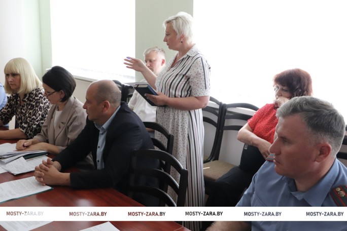 Недочётов быть не должно: какие вопросы обсудили на координационном совете субъектов профилактики Мостовского райисполкома