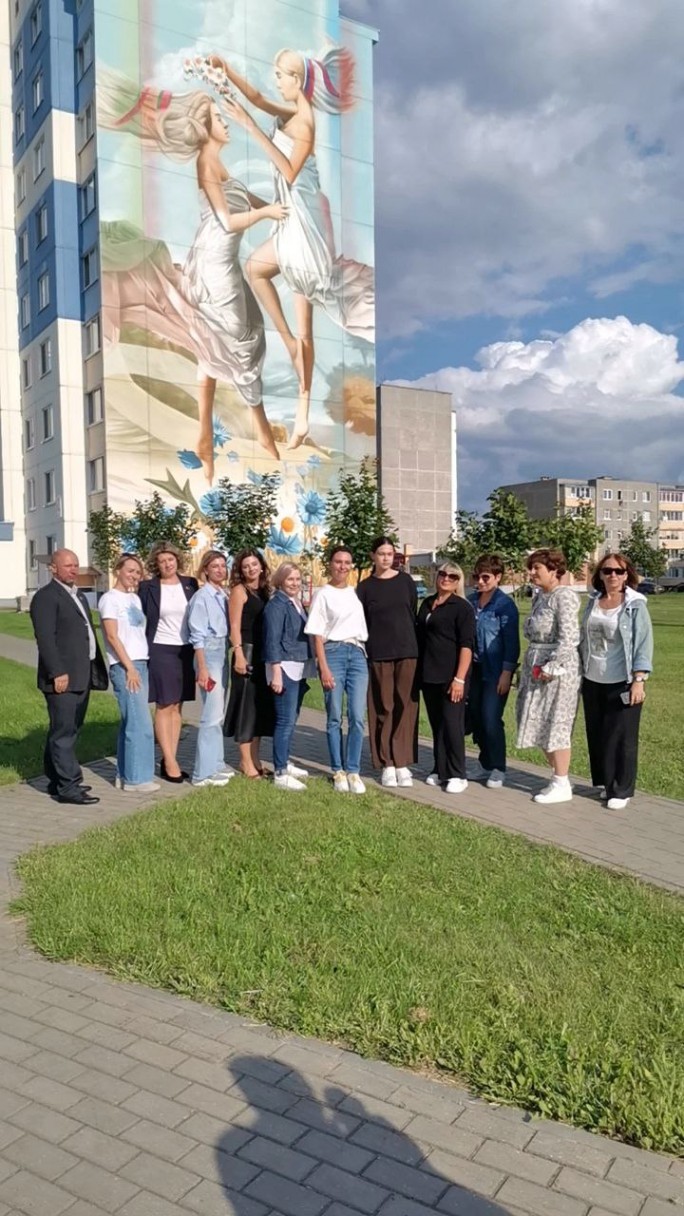 В рамках ознакомительного тура по Гродненской области представители СМИ Нижнего Новгорода Российской Федерации посещают Мостовщину