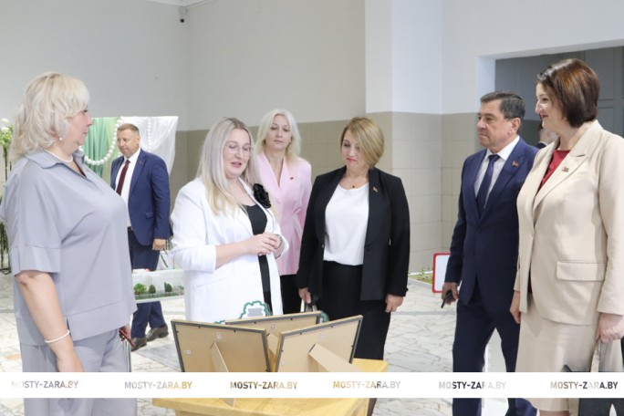 Качественное образование сегодня – успешное будущее завтра. В Мостах состоялась районная педагогическая конференция