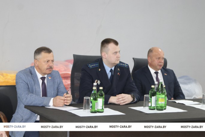 Единый день информирования прошёл на мостовском предприятии «Брионика»