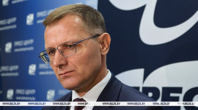 'Действительно цепляет'. Мининформ об интерактивном сериале 'Зумеры'