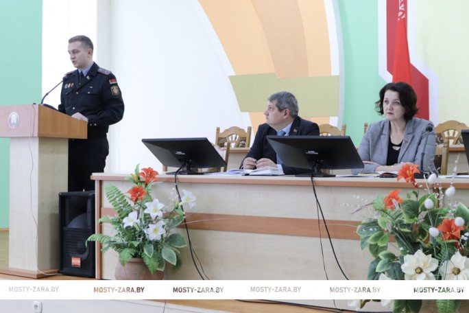 Вопросам профилактики пьянства и производственного травматизма на рабочих местах был посвящён семинар-учёба идеологического актива Мостовского района