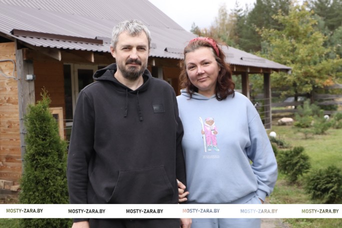 Тихая жизнь на Ельне: минчане приобрели бывшую агроусадьбу «Ельня» и счастливы, что могут жить на лоне природы