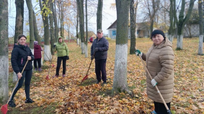 Благоустройство нон-стоп: как в Гудевичском сельсовете наводят порядок и после республиканского субботника