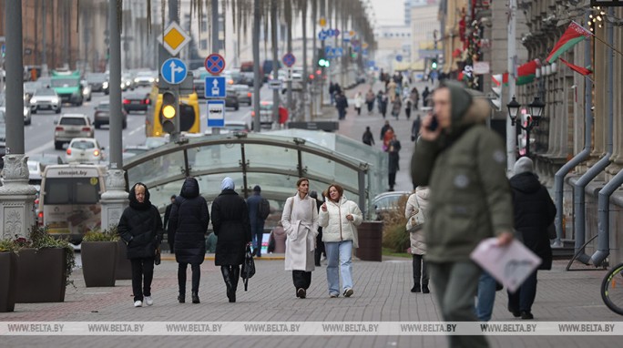 'Революции не совершаются за деньги'. По каким законам развивается человеческое общество, рассказал историк