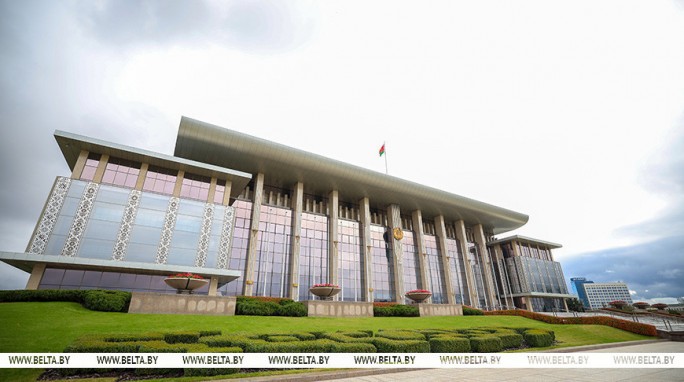 'Сработали лучше, чем прежде'. Лукашенко озвучил важные выводы тяжелого сельскохозяйственного года