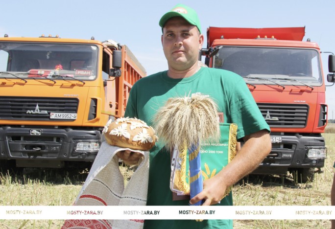 Вдохнуть душу в технику. Евгений Улинцкас из КСУП «Имени Адама Мицкевича» знает, как это сделать