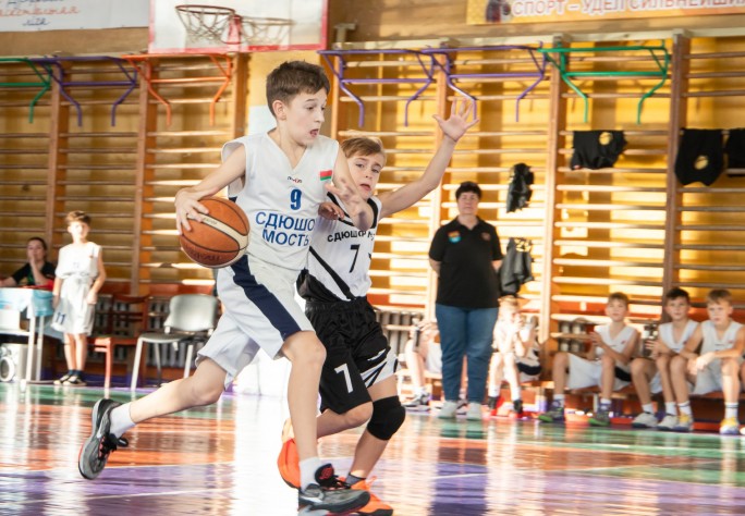 Без горечи поражений: мостовские баскетболисты в домашнем туре ДЮБЛ одержали четыре победы