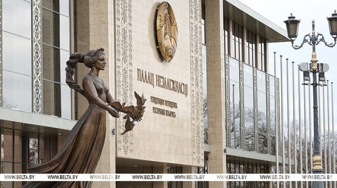 Лукашенко собрал совещание по одному из ключевых предвыборных обещаний полешукам