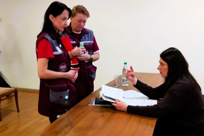 Если работника уволили по инвалидности, а потом инвалидность сняли – обязан ли наниматель снова его принять?