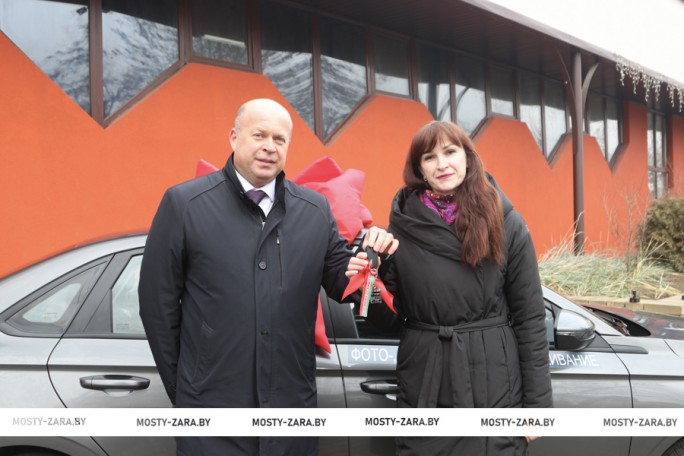 Сегодня сектор культуры Мостовского райисполкома получил новый автомобиль