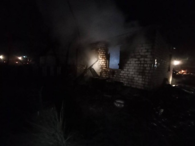 Пожар дачного дома вблизи д.Савинка