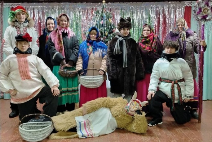 Каляда прыйшла – радасць у хаты жыхароў аграгарадка Вялікія Азёркі прынясла