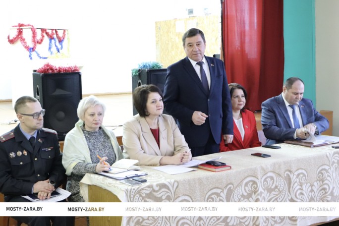 В центре внимания районной власти – аспекты жизнедеятельности населения агрогородка Дубно