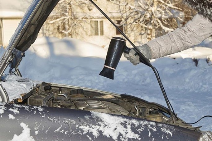 Нужно ли прогревать машину в мороз?