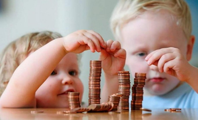 В Беларуси пособия по уходу за ребенком будут выплачивать по-новому