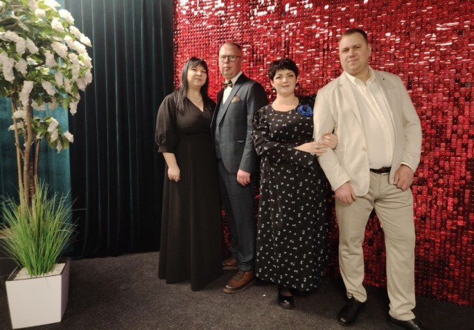Две семейные пары мостовчан приняли участие в бале «Васильковая симфония» в Гродно, что открыл Год белорусской женщины