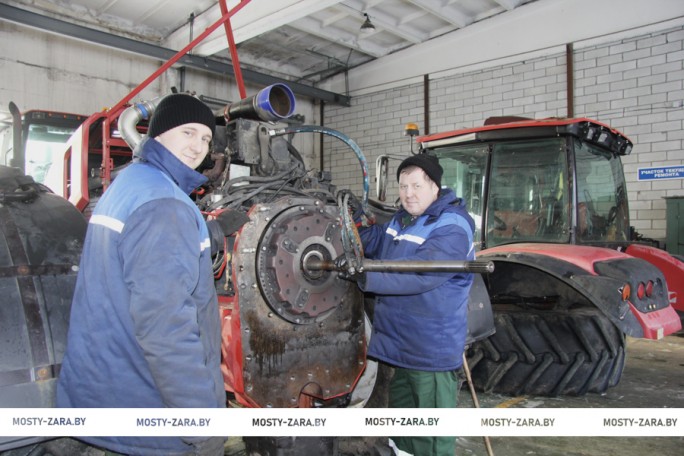 Жизнь на колёсах. Техцентр Мостовского ремзавода ведёт гарантийное сопровождение тракторов в хозяйствах восьми районов нашей области