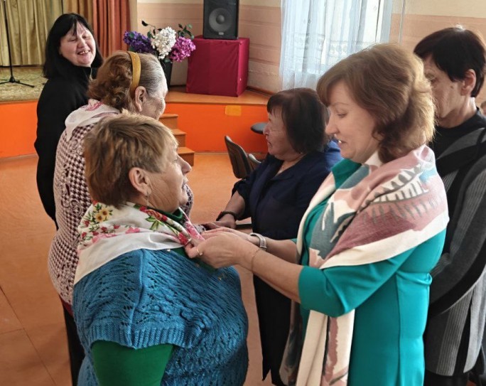 В филиале «Гудевичский ЦДиК» на весёлой ноте прошли именинные посиделки «Как на наши именины...»