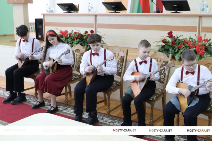 Яркие мероприятия, достойные награды и признание на республиканском уровне – итоги и ожидания сферы культуры Мостовщины