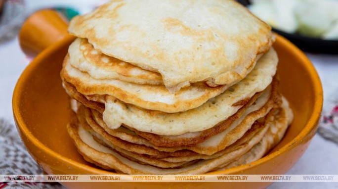 'Абуджэнне зямлi', 'Кiданне валенка', 'Варажба на жыце'. Как в Гродненской области отметят Масленицу