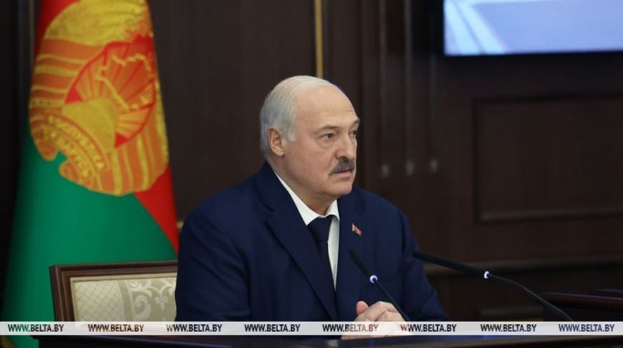 'Основа дальнейшей результативности'. Лукашенко обозначил 'мгновенные' задачи для правительства