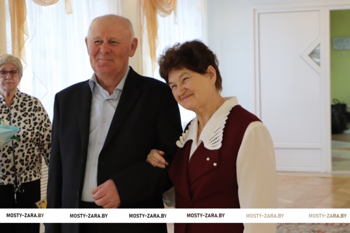 Летопись любви, верности и семейных ценностей золотых юбиляров – семьи мостовчан Процко