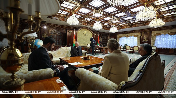 Александр Лукашенко встретился с послом Ирана