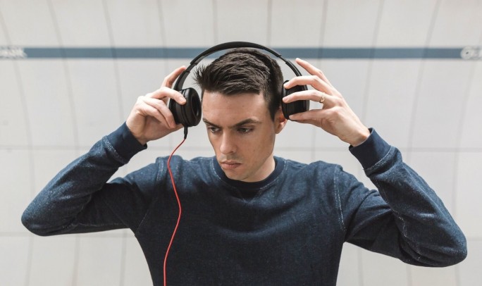 Влияние наушников на слух
