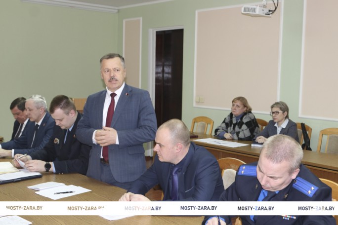 Сколько преступлений в сфере коррупции было совершено в Мостовском районе в 2025 году