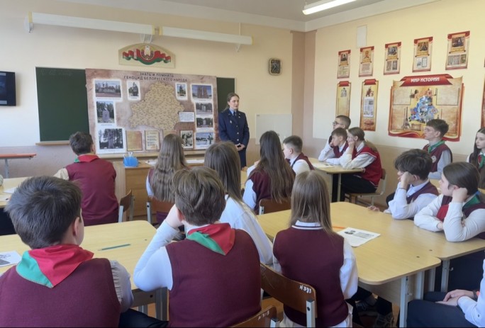 «Урок Памяти» с участием помощника прокурора Мостовского района состоялся в ГУО «Правомостовская средняя школа имени С.И.Болтрукевича»