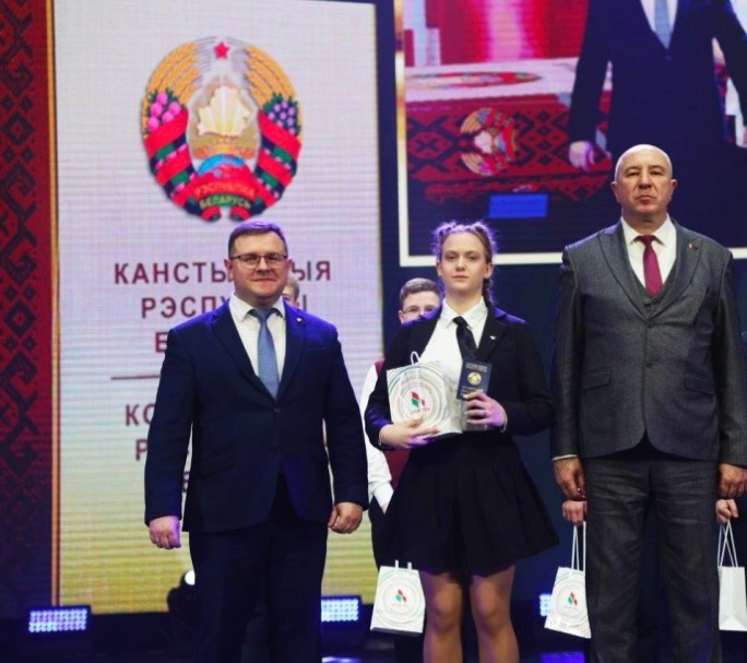 Первый паспорт — первый шаг во взрослую жизнь: история Доминики Шрейдер