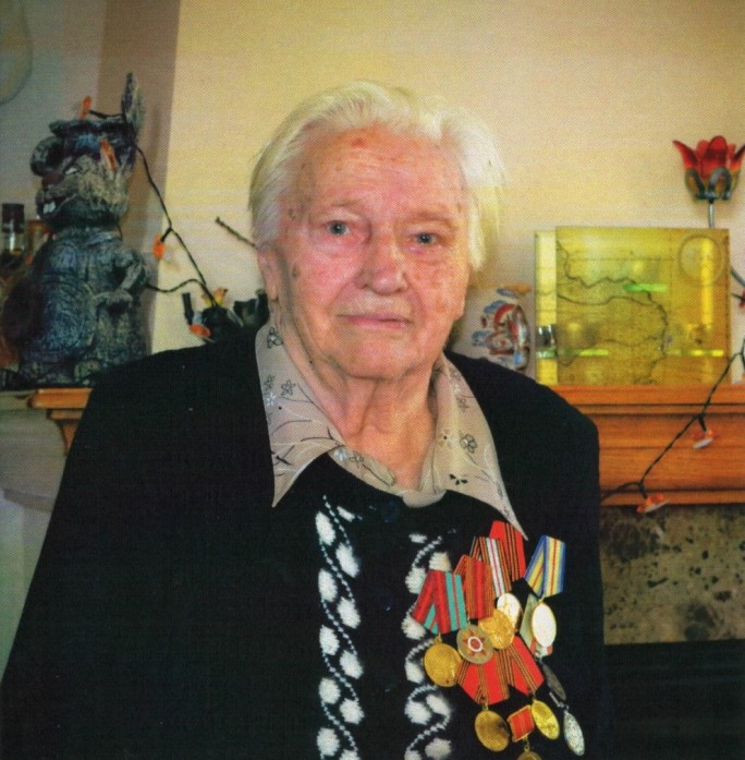 Губернатор поздравил ветерана педагогического труда,  бывшую узницу Александру Мицкевич со 100-летием