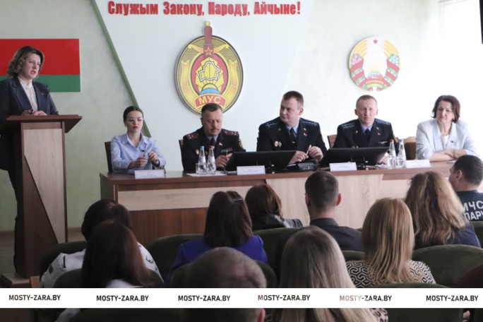 Эффективность принимаемых мер по профилактике мошенничества в сети интернет обсудили на Мостовском районном совещании по борьбе с преступностью и коррупцией
