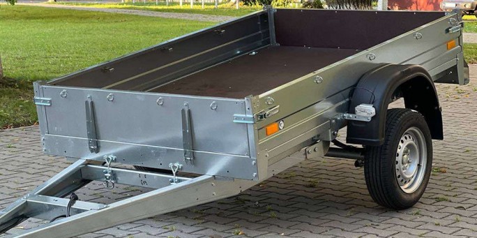 Хочу купить обычный прицеп к легковому автомобилю для личного пользования, какой порядок действий при его ввозе в Беларусь?