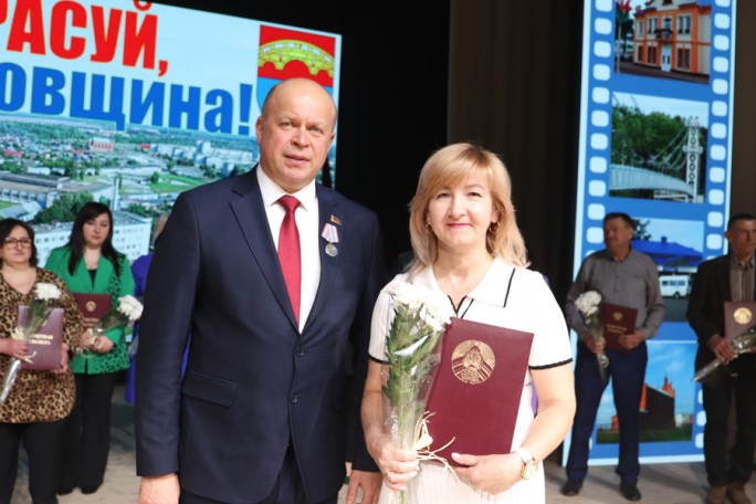 В районе  чествовали  лучших тружеников. Состоялся ежегодный праздник «Красуй, Мостовщина!»