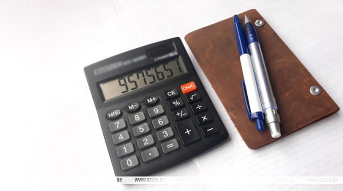 Зарплата директоров школ и их заместителей вырастет с 1 апреля. Какую роль в этом сыграли обращения к депутатам?