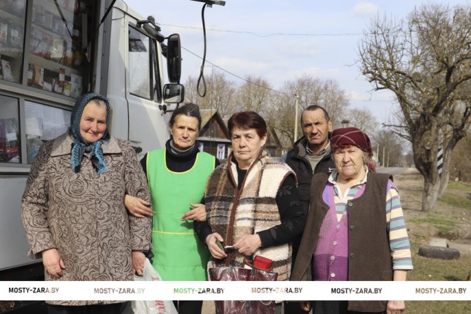 Получить доверие людей непросто, но ещё сложнее его удержать – утверждает продавец Наталья Сидорчук