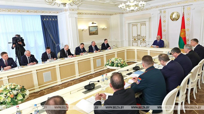 Александр Лукашенко собрал совещание по развитию БНБК. Чего Президент ждет от промышленного гиганта Беларуси?